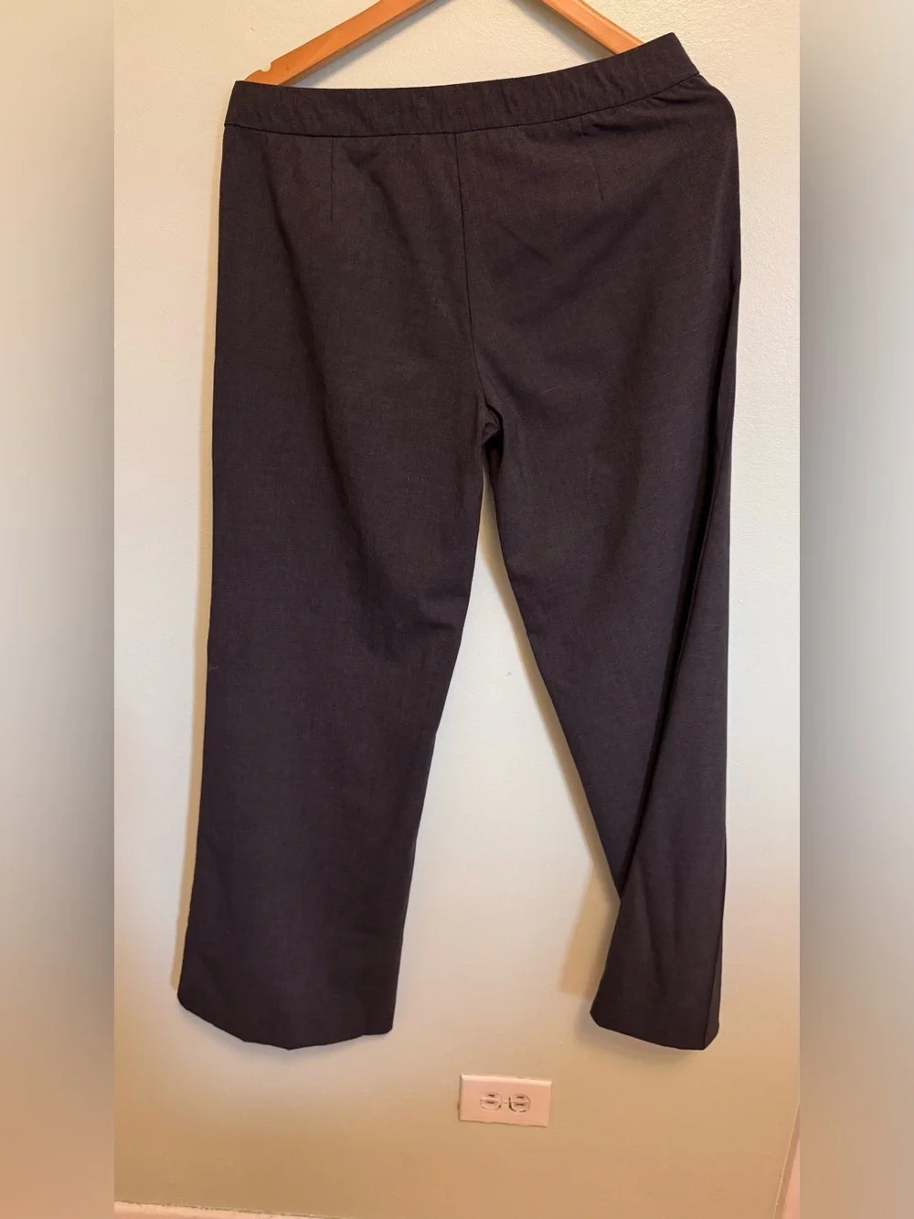 Space Style Concept Wide-Leg Dress Pants in Charcoal - Picture 5 of 12